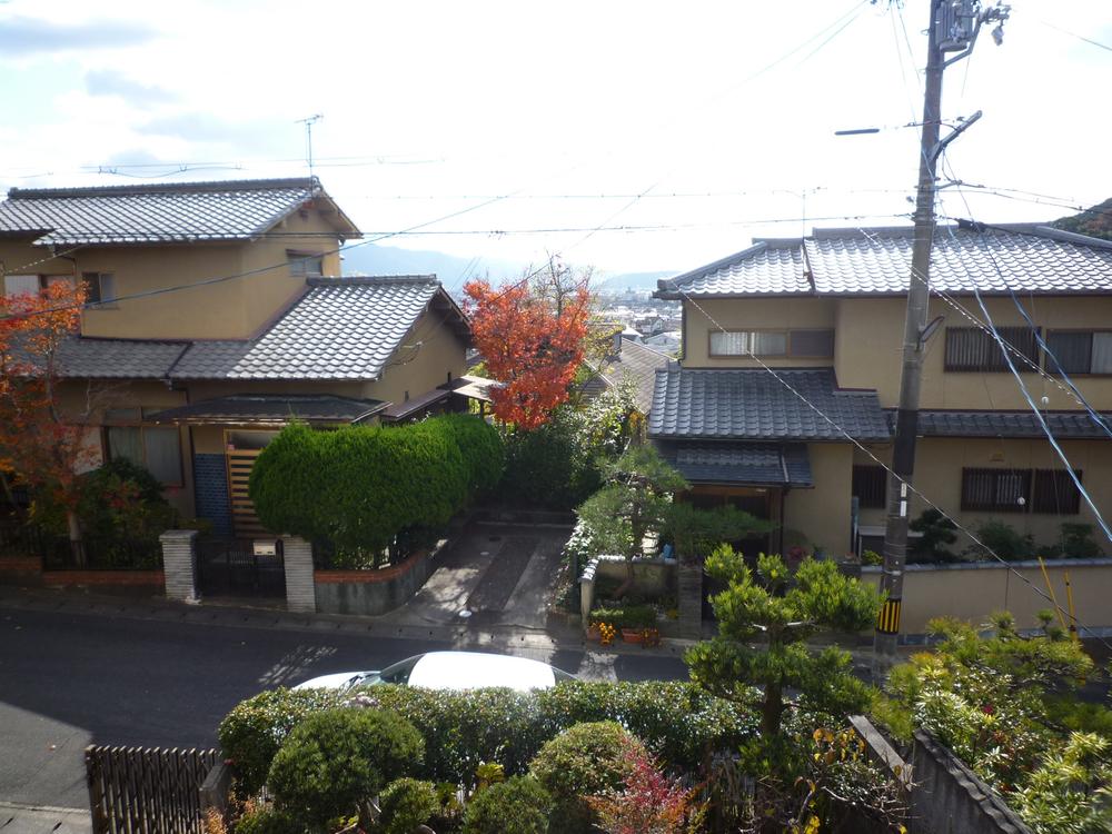 View photos from the dwelling unit. 2F south view