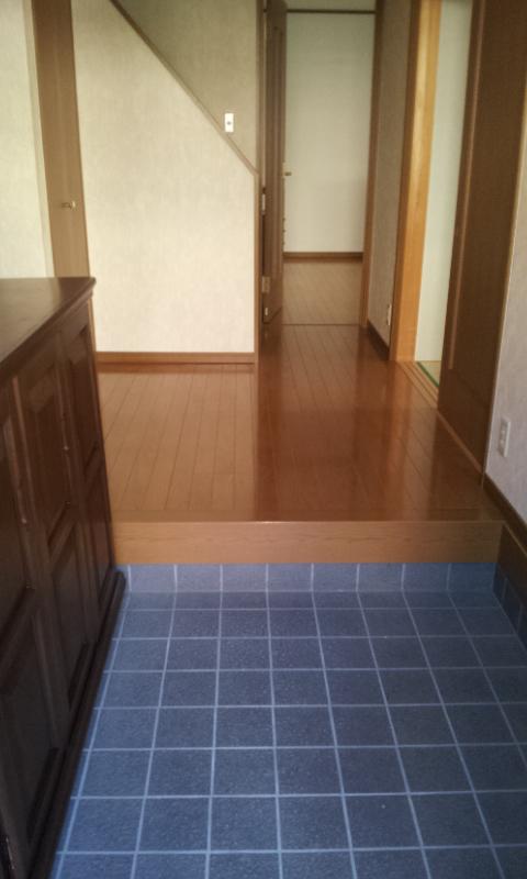 Entrance. Entrance also spacious. Stile be lower for disabled guests.