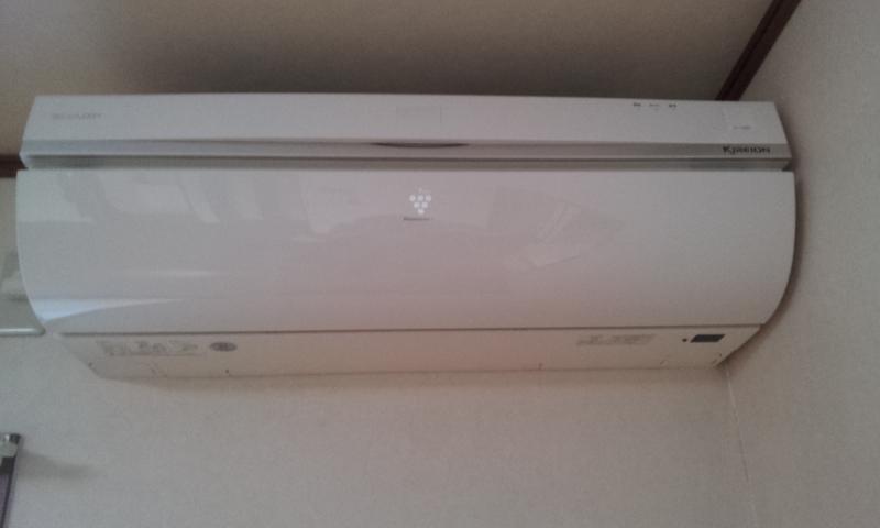 Cooling and heating ・ Air conditioning. It is shiny just replaced and air conditioning.