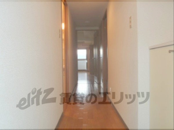 Other room space. Corridor