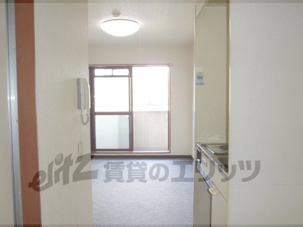 Other room space. Corridor