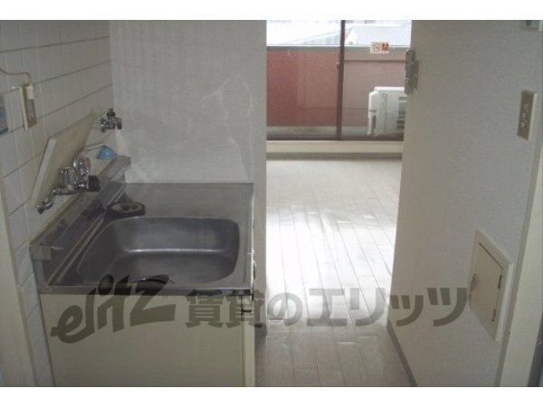 Other room space. Corridor