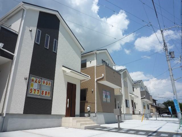 Same specifications photos (appearance). Same construction photos (appearance) development subdivision in the cityscape image stylish appearance!