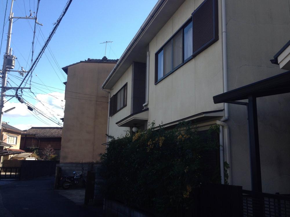 Local appearance photo