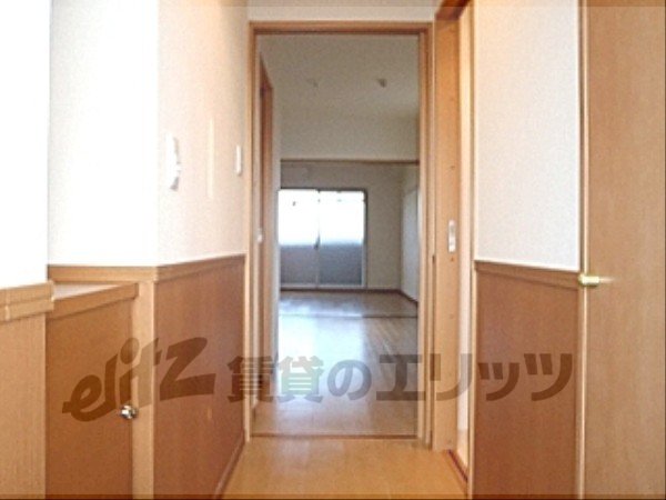 Other room space. Corridor