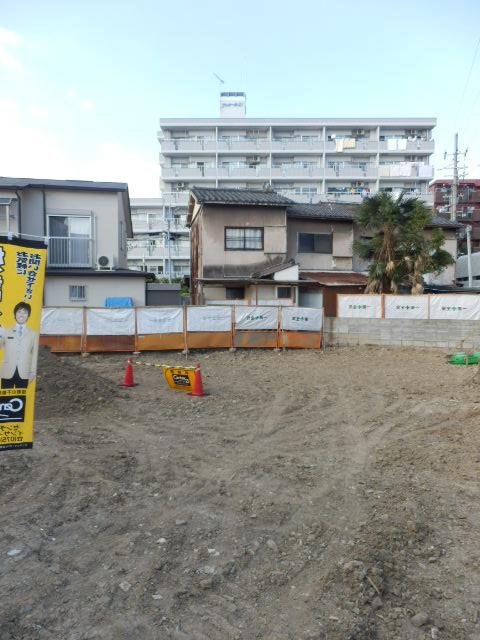 Local land photo. Local (10 May 2013) Shooting