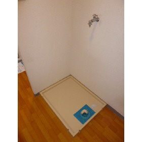 Other Equipment. Indoor washing machine can be installed!