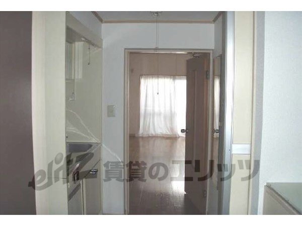 Other room space. Corridor