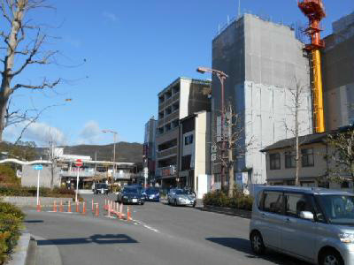 Living and room. Previous Yamashina Station eyes