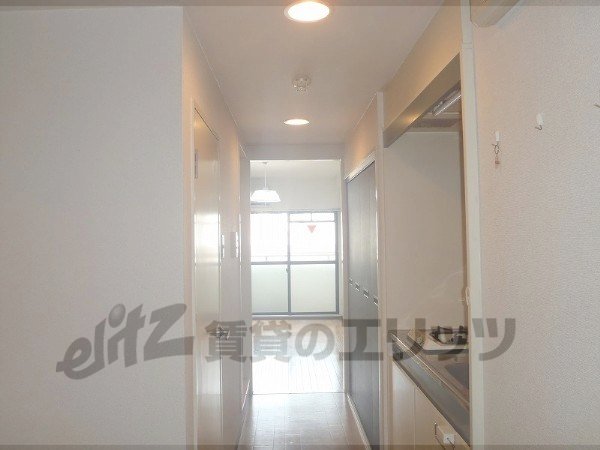 Other room space. Corridor