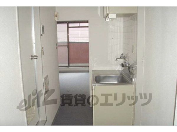 Other room space. Corridor