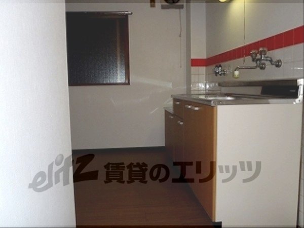 Other room space. Corridor