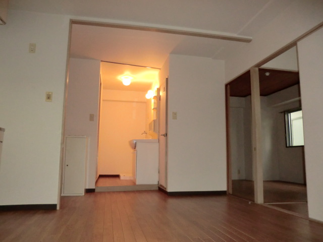 Other room space. Separate image