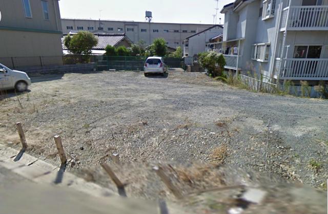 Local photos, including front road. Local shooting ※ It is before construction work