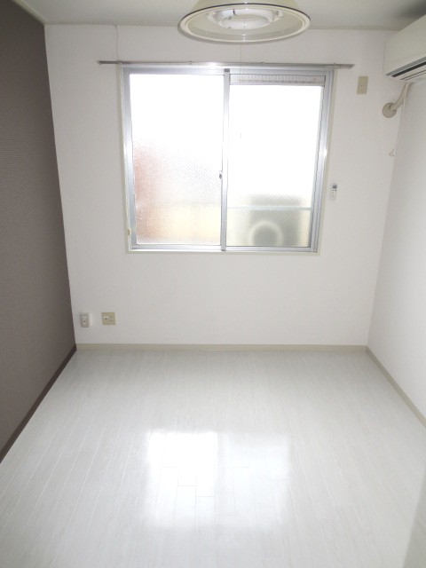 Living and room. This flooring was white to keynote