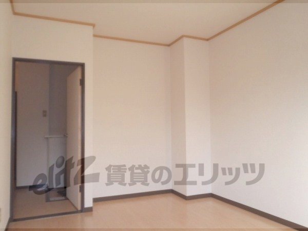 Living and room. Refurbished Japanese-style Western-style!