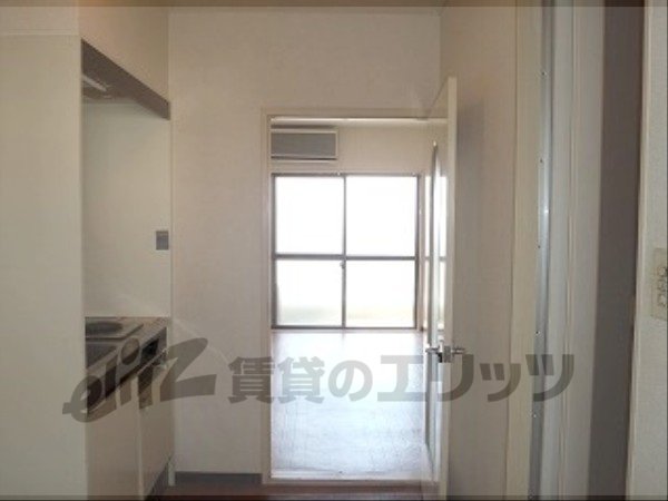 Other room space. Corridor