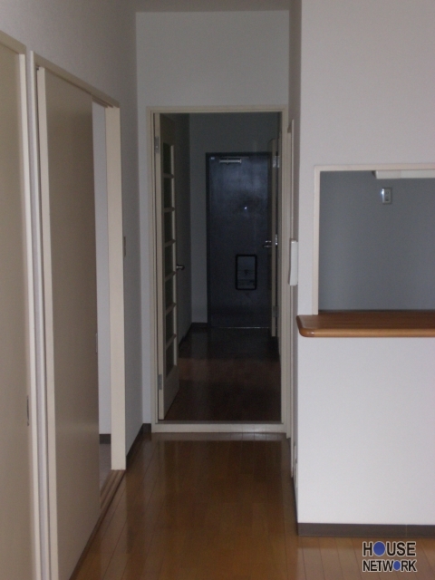 Other room space. Contact the toll-free number 0120-89-2877