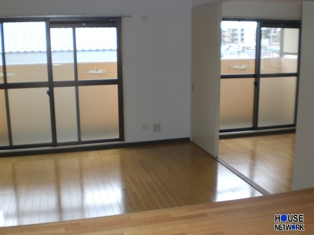 Living and room. Questions about property, Contact do not hesitate!