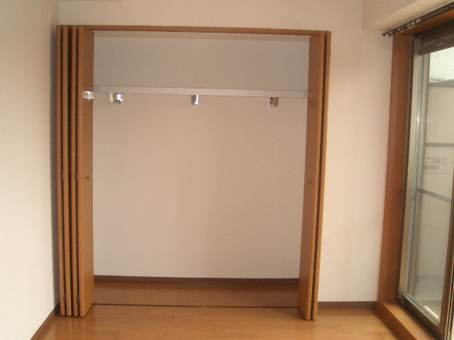 Receipt. Another room image