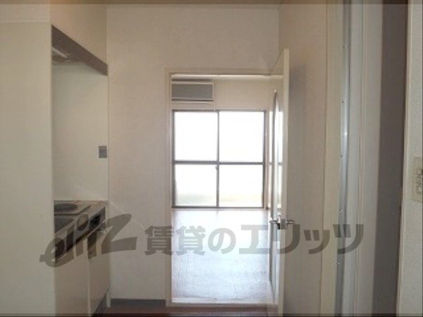 Other room space. Corridor