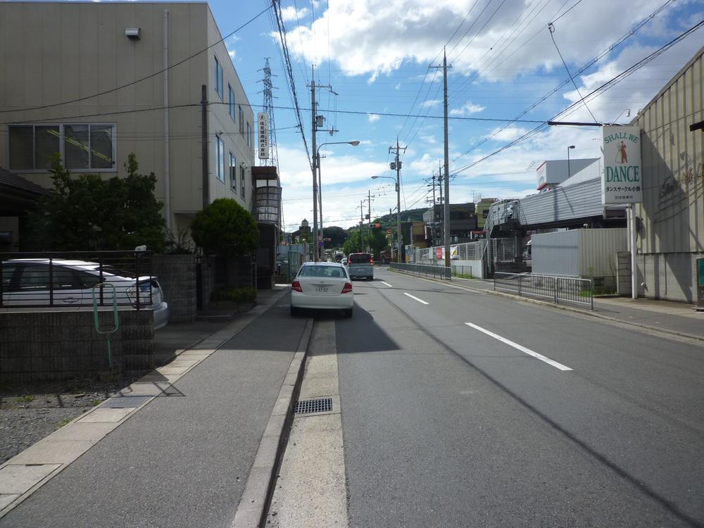 Local photos, including front road. Local (September 2013) Shooting