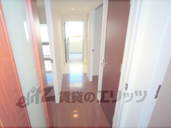 Other room space. Corridor