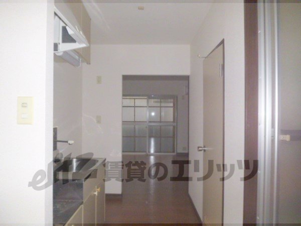 Other room space. Corridor