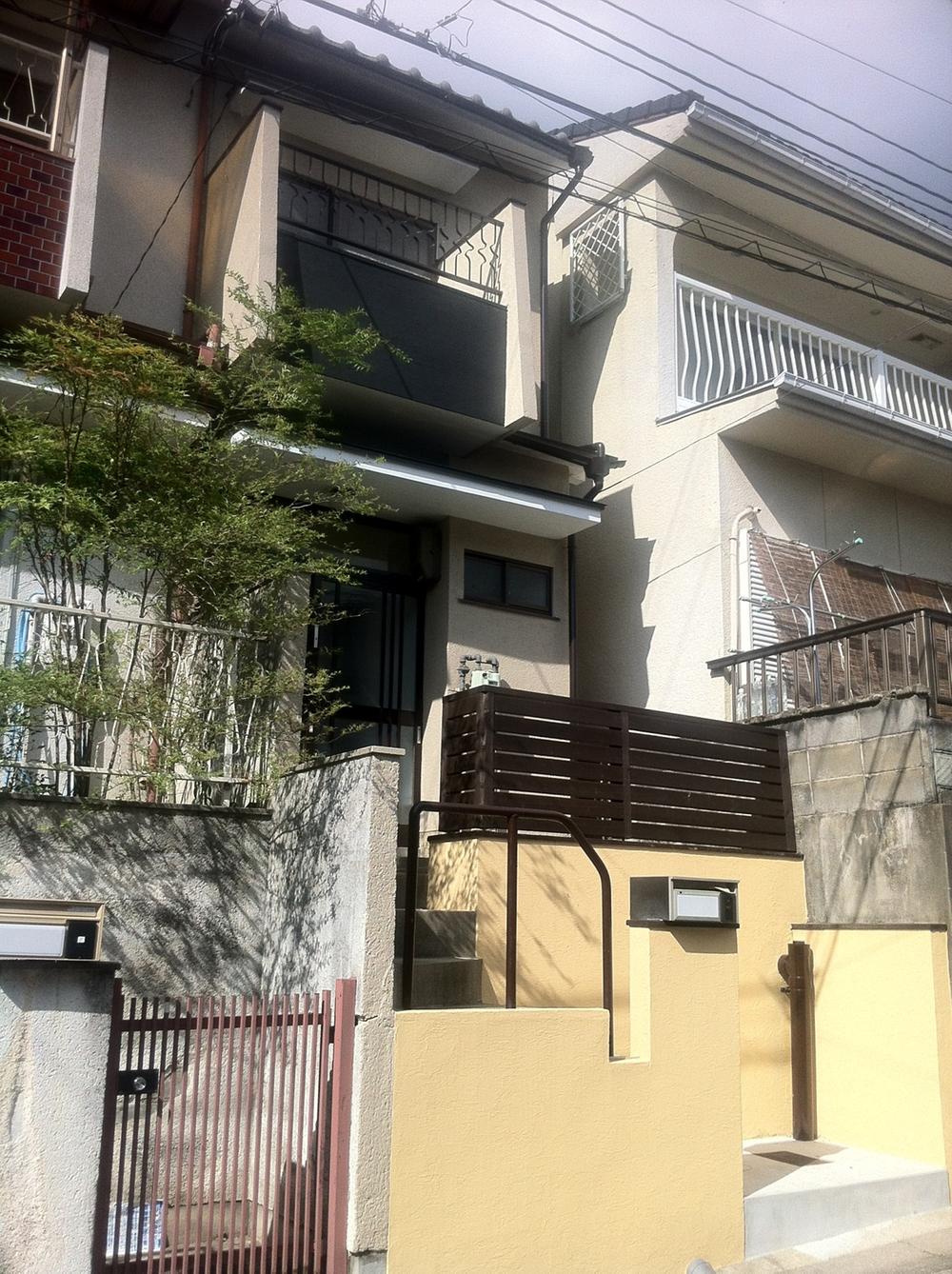 Local appearance photo