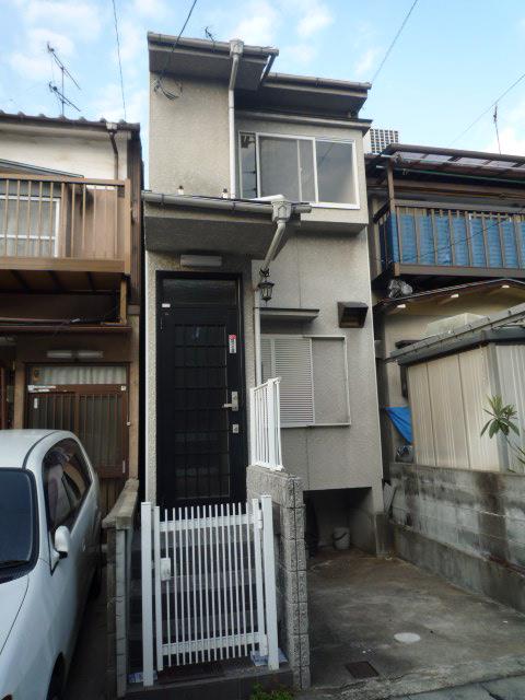 Local appearance photo. Heisei architecture  Parking (light car) a single parking possible