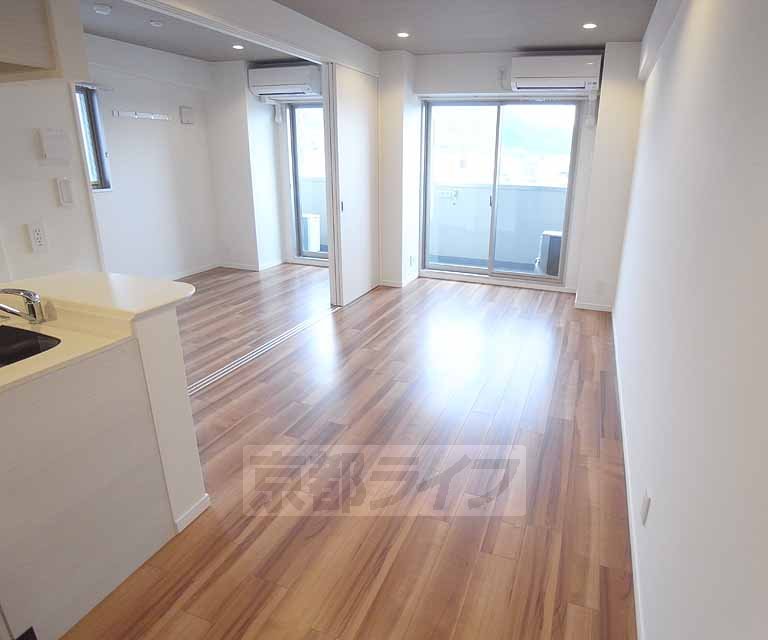 Living and room. Easy-to-use floor plan ・