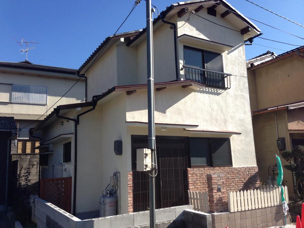 Local appearance photo