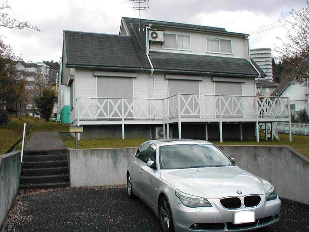 Local appearance photo. Local (10 May 2013) Shooting