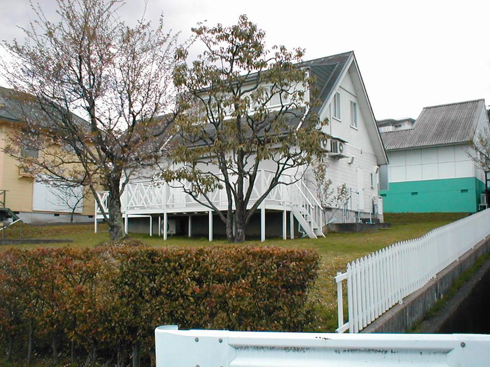 Local appearance photo. Local (10 May 2013) Shooting