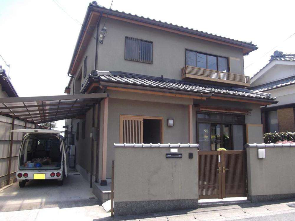 Local appearance photo