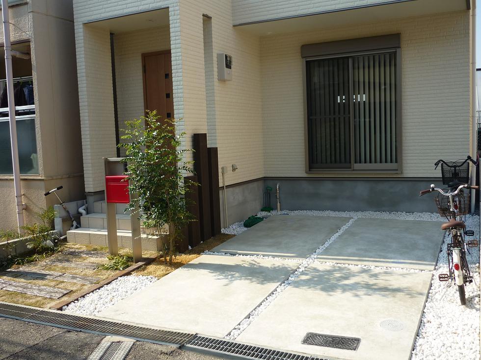 Local appearance photo. No. 1 destination is already completed. Also match the design of the customer is the order house outside 構工 that. . Is your move has been tenants. Local (12 May 2013) Shooting