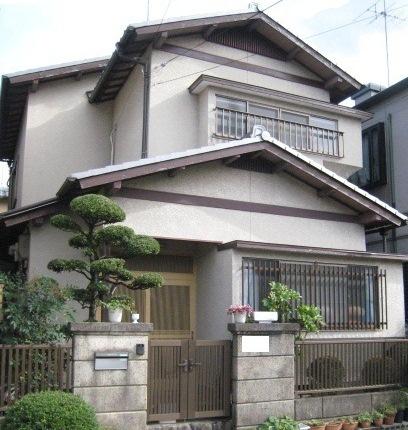 Local appearance photo. Local (12 May 2012) shooting