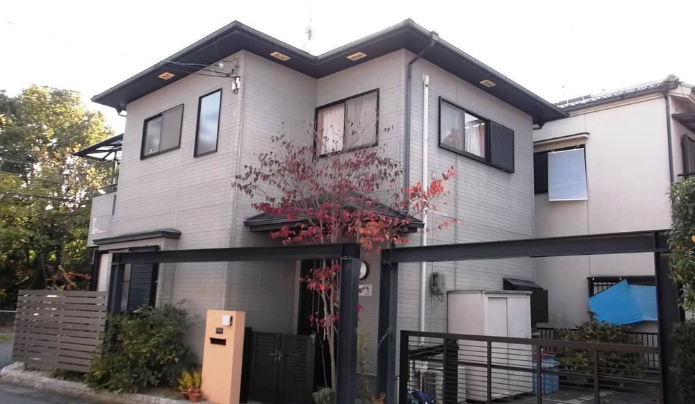 Local appearance photo. Local (11 May 2013) Shooting