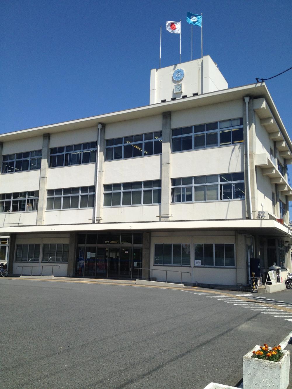 Government office. Muko 1458m to city hall