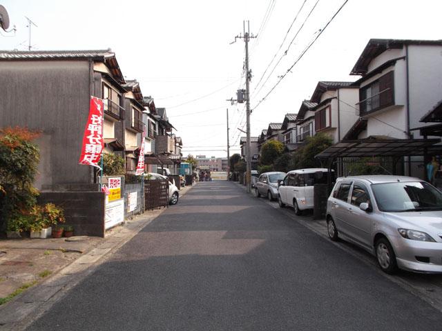 Local photos, including front road. Local (May 2013) Shooting