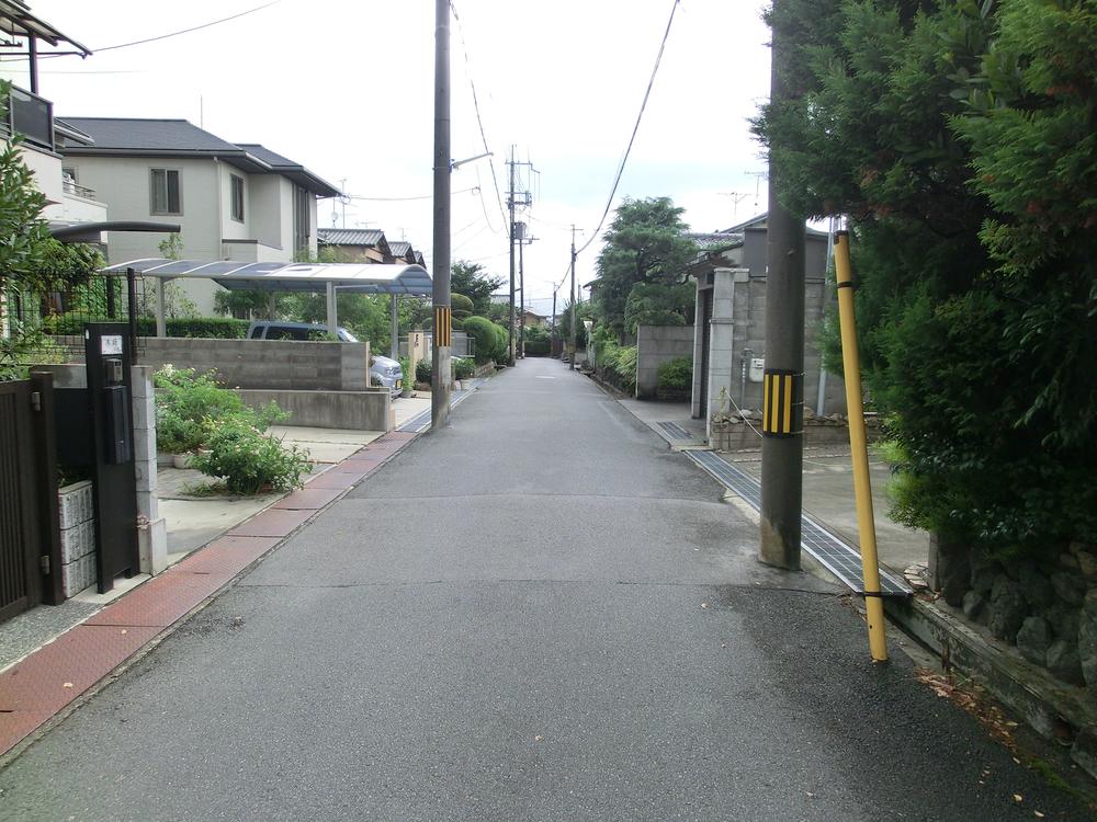 Local photos, including front road. Local (July 2013) Shooting