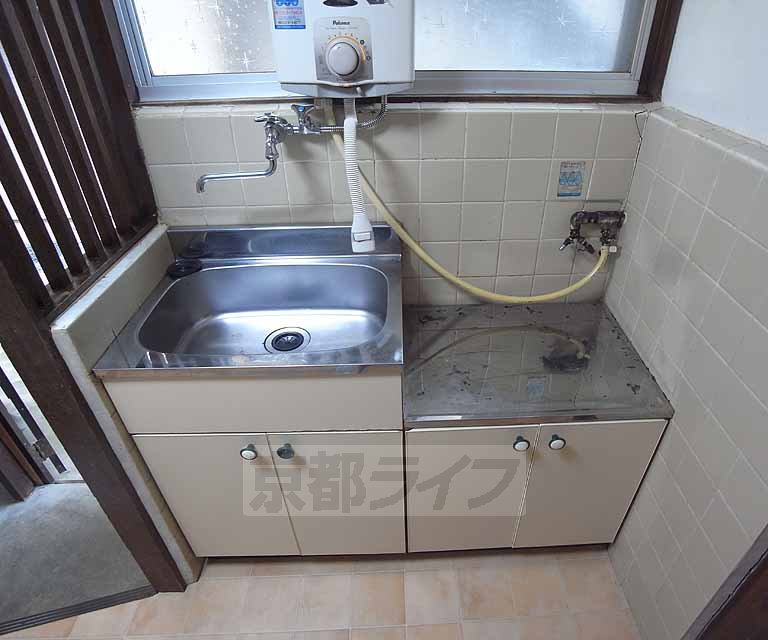 Kitchen. 2-neck Kitchen