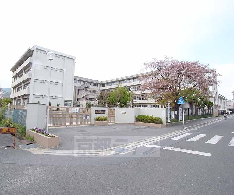 Primary school. 600m to Nagaoka sixth elementary school (elementary school)