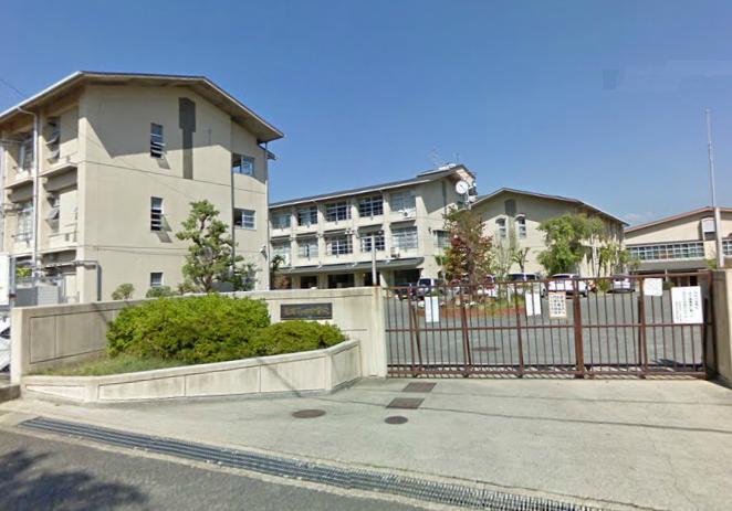 Junior high school. Nagaokakyo 830m to stand Nagaoka fourth junior high school