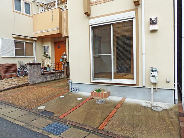 Parking lot. Local (January 2014) Shooting