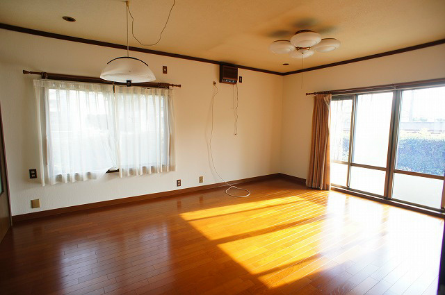 Living and room