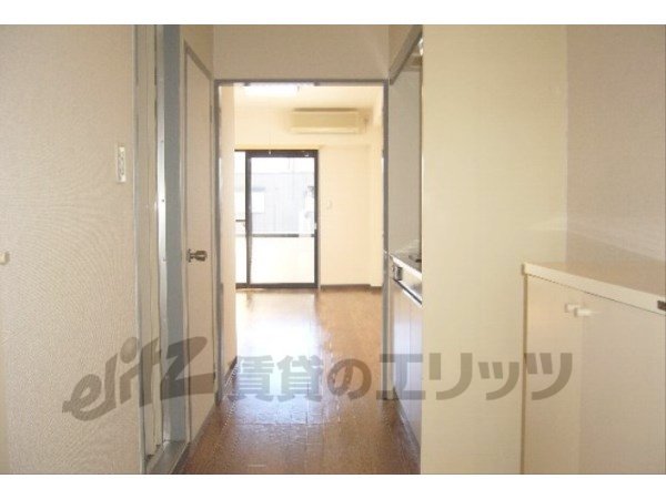 Other room space. Corridor