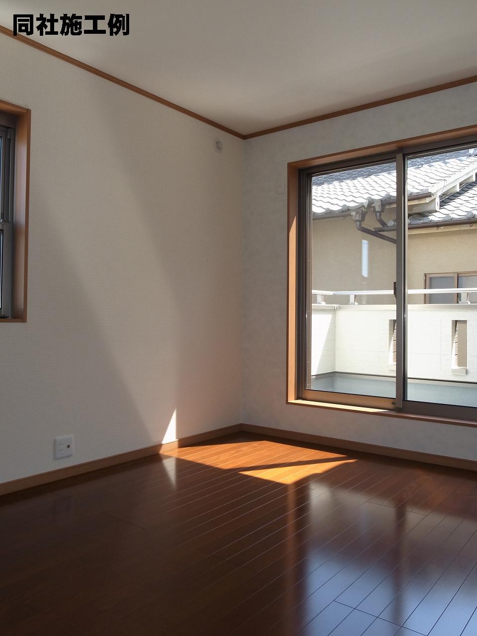 Same specifications photos (Other introspection)