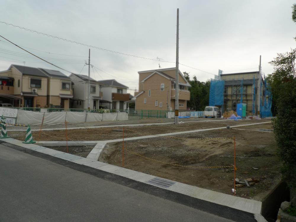 Local appearance photo. Local (11 May 2013) Shooting