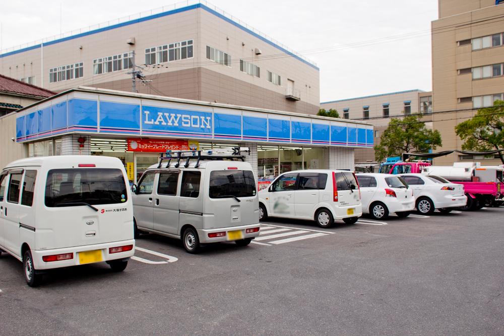 Convenience store. 767m until Lawson Nagaokakyo Kotari shop